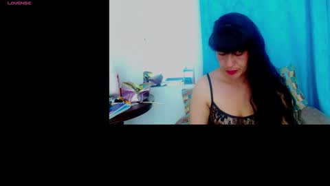 Snapshot of cristina_connor chatting on 10.27.25 Cristina online show from 10.27.25
