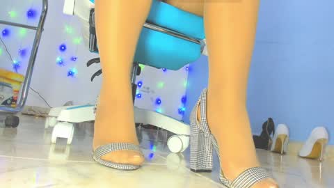 Julieta online show from 01.04.25