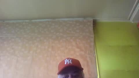 Snapshot of crmperez chatting on 12.01.24 crmperez online show from 12.01.24