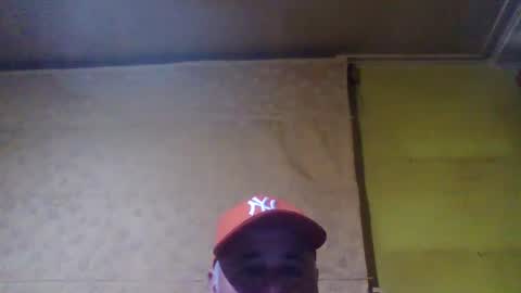 Snapshot of crmperez chatting on 12.16.24 crmperez online show from 12.16.24