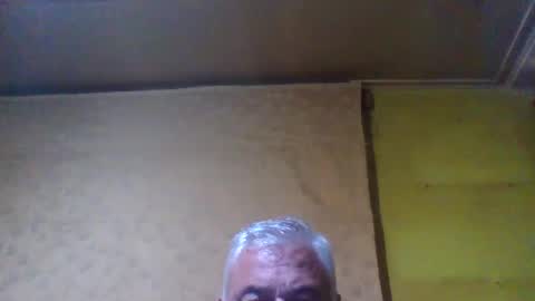 Snapshot of crmperez chatting on 12.25.24 crmperez online show from 12.25.24