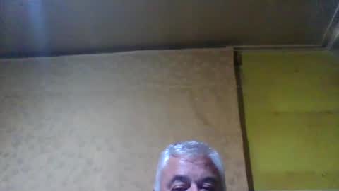 Snapshot of crmperez chatting on 01.16.25 crmperez online show from 01.16.25