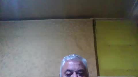 Snapshot of crmperez chatting on 01.18.25 crmperez online show from 01.18.25