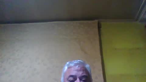 Snapshot of crmperez chatting on 02.01.25 crmperez online show from 02.01.25