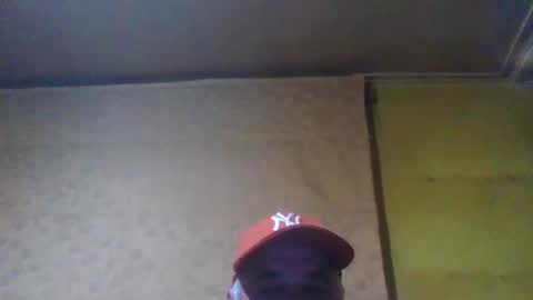 Snapshot of crmperez chatting on 03.10.25 crmperez online show from 03.10.25