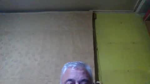 Snapshot of crmperez chatting on 09.27.25 crmperez online show from 09.27.25
