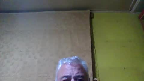 Snapshot of crmperez chatting on 10.08.25 crmperez online show from 10.08.25