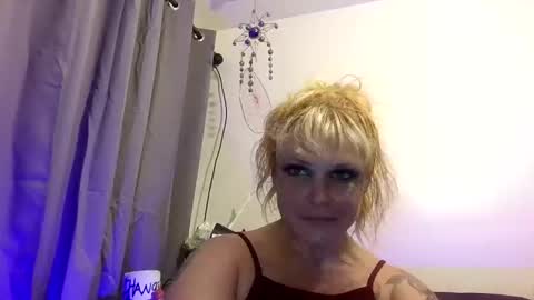 Snapshot of crowsraven666 chatting on 11.16.25 crowsraven666 online show from 11.16.25