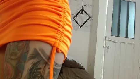 crystalblazee online show from 11.20.25