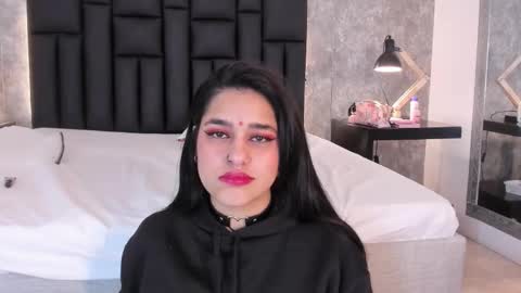 Crystal online show from 11.10.25