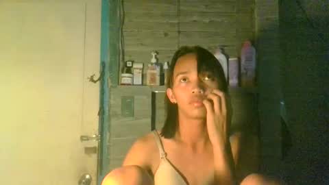 Snapshot of csiscar9 chatting on 11.16.25 Lauren online show from 11.16.25