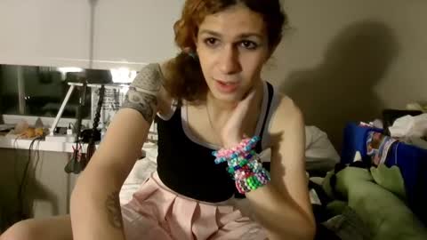 Snapshot of cuddleavenue chatting on 10.18.25 cuddleavenue online show from 10.18.25