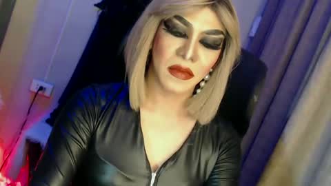 Snapshot of cum_4youbaby chatting on 03.10.25 CUMMELA SLUTI online show from 03.10.25
