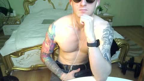 Snapshot of cum_arsen chatting on 09.24.25 Cum Sick online show from 09.24.25