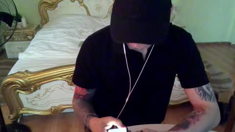 Snapshot of cum_arsen chatting on 09.25.25 Cum Sick online show from 09.25.25