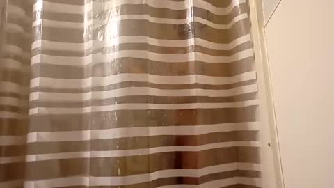 Snapshot of cumfetishswallower chatting on 03.09.25 cumfetishswallower online show from 03.09.25