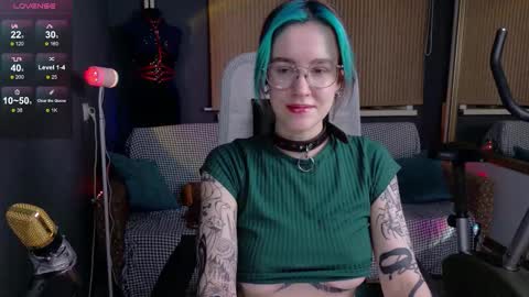 CUMpotikEve online show from 10.18.25