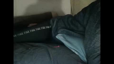 Snapshot of cumslutboi27 chatting on 01.21.25 cumslutboi27 online show from 01.21.25