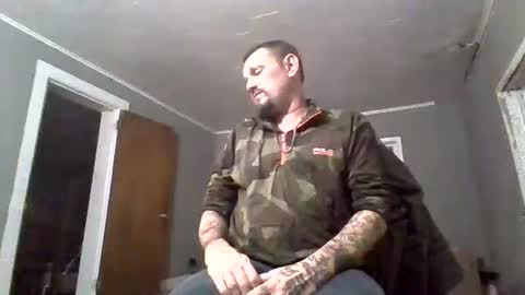 Snapshot of cuntreeboy68 chatting on 01.27.25 Bash online show from 01.27.25