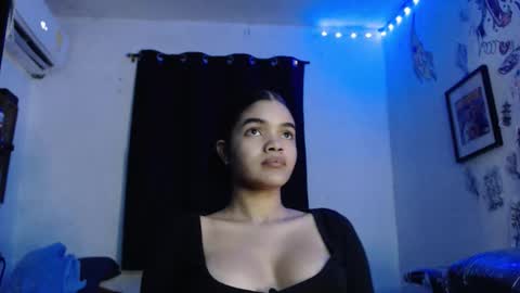 Snapshot of curly_dani chatting on 11.01.25 curly_dani online show from 11.01.25