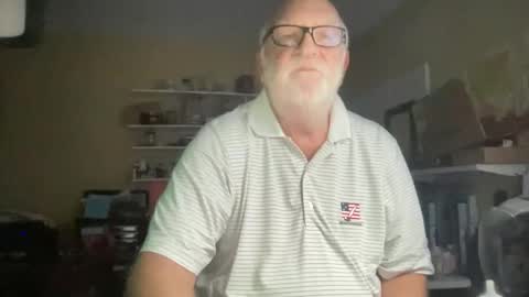 Snapshot of curo69 chatting on 09.20.25 ALAN online show from 09.20.25