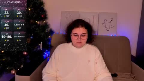 Snapshot of curvy_janie chatting on 12.29.24 Jane online show from 12.29.24
