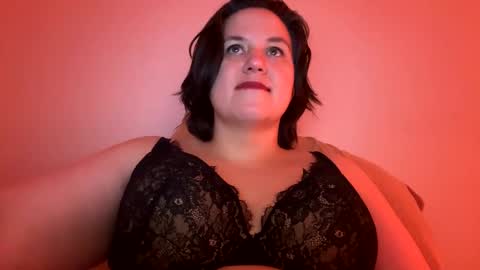 Snapshot of curvyflora chatting on 02.25.25 CurvyFlora online show from 02.25.25