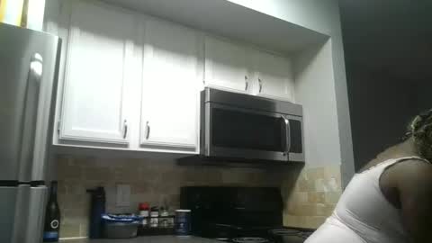 Snapshot of curvyychocolate chatting on 02.04.25 curvyychocolate online show from 02.04.25