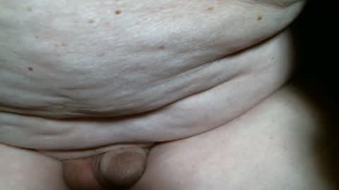 Snapshot of cutandwaxed2 chatting on 10.29.25 BI SMOOTH MATURE  SUB online show from 10.29.25