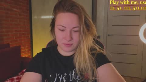 Snapshot of cute_darina chatting on 12.18.24 Everyday stream in the same time online show from 12.18.24