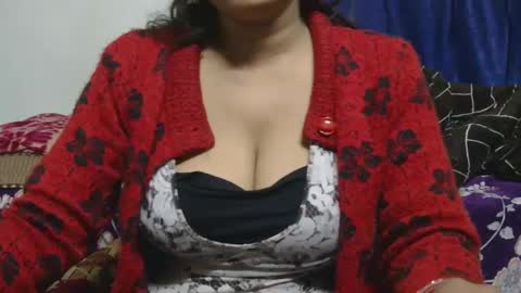 Snapshot of cute_kashmira99 chatting on 02.09.25 kashmira online show from 02.09.25