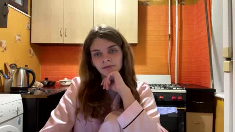 Snapshot of cute_kitte chatting on 01.10.25 cute_kitte online show from 01.10.25