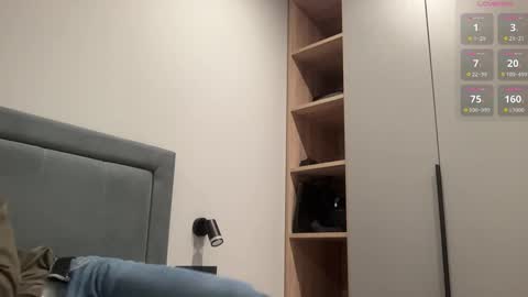 cute_skywalker online show from 10.24.25