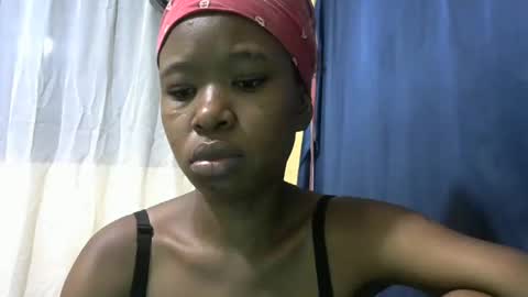 Snapshot of cutebrownie1998 chatting on 03.03.25 VALLARY online show from 03.03.25