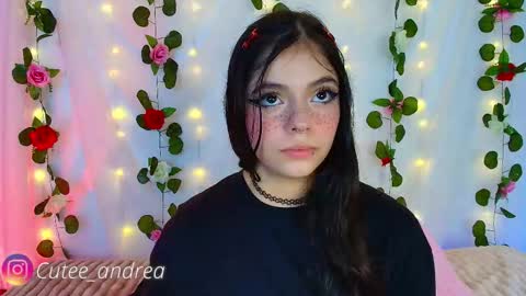 Snapshot of cutee_andrea chatting on 10.19.25 Andrea 3 online show from 10.19.25
