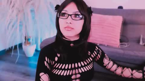 Zoe  online show from 11.30.25