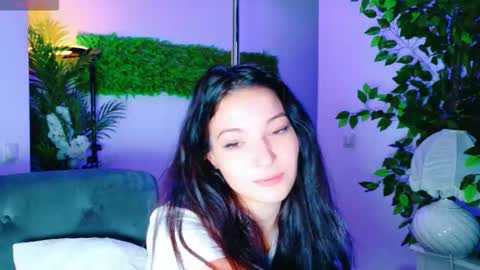 cuteness__girl online show from 10.26.25