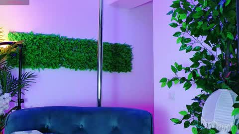 cuteness__girl online show from 11.11.25