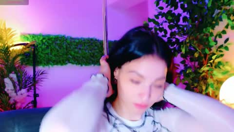 cuteness__girl online show from 11.15.25