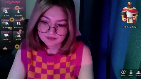 Snapshot of cutepie33 chatting on 09.14.25 cutepie33 online show from 09.14.25