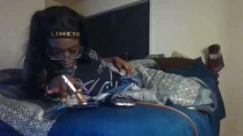 mary mack online show from 10.26.25