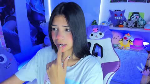 Snapshot of cutestephuwu chatting on 12.28.24 - independent model online show from 12.28.24