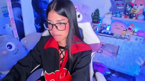 Snapshot of cutestephuwu chatting on 03.11.25 - independent model online show from 03.11.25