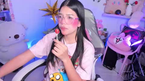 Snapshot of cutestephuwu chatting on 11.03.25 - independent model online show from 11.03.25