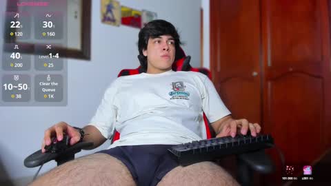 Snapshot of cuteznowyy chatting on 12.09.24 Ask me online show from 12.09.24