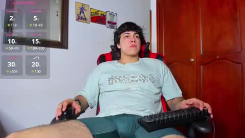 Snapshot of cuteznowyy chatting on 12.11.24 Ask me online show from 12.11.24