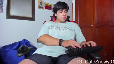 Snapshot of cuteznowyy chatting on 02.18.25 Ask me online show from 02.18.25