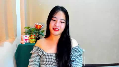 cutie_asianwoman online show from 10.11.25