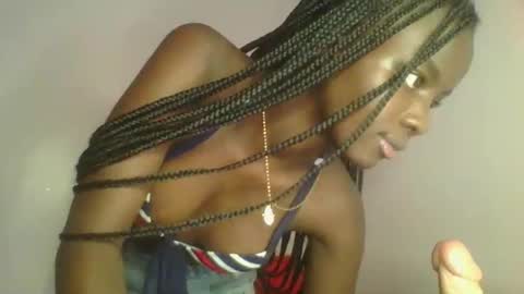 Snapshot of cutie_choco chatting on 10.31.25 cutie_choco online show from 10.31.25