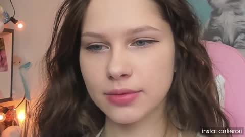 Snapshot of cutierori chatting on 02.28.25 Rori Instagram cutierori online show from 02.28.25